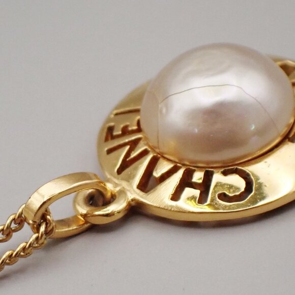 CHANEL CC Logo Imitation Pearl Chain Pendant Necklace Gold France 32RL269 - Picture 15 of 15